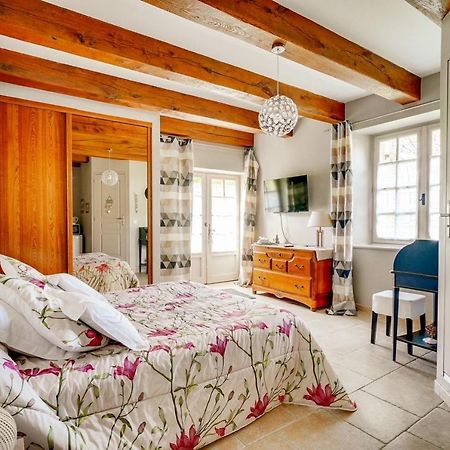 Bed and Breakfast Les Camelias Lalinde Экстерьер фото