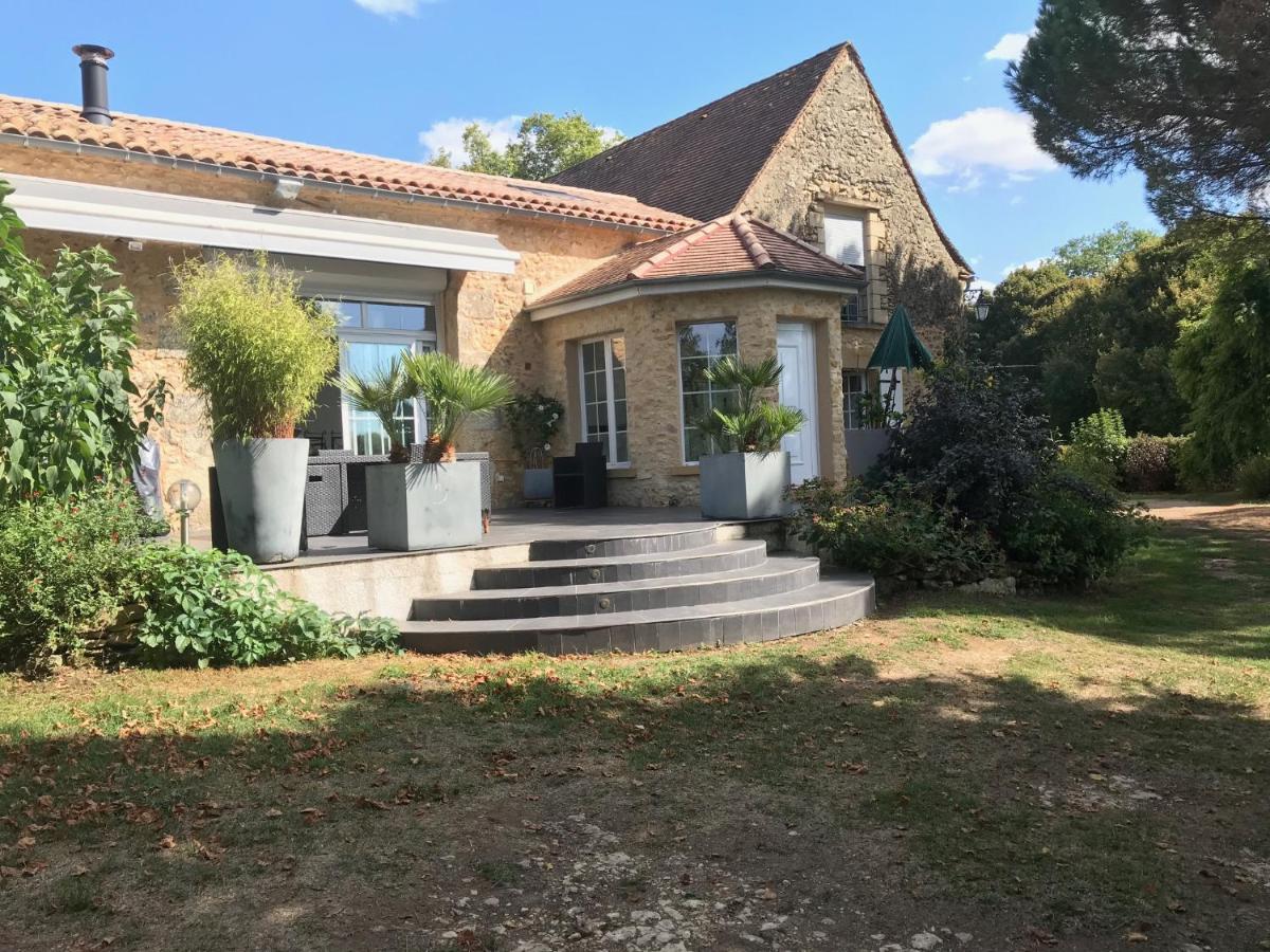 Bed and Breakfast Les Camelias Lalinde Экстерьер фото