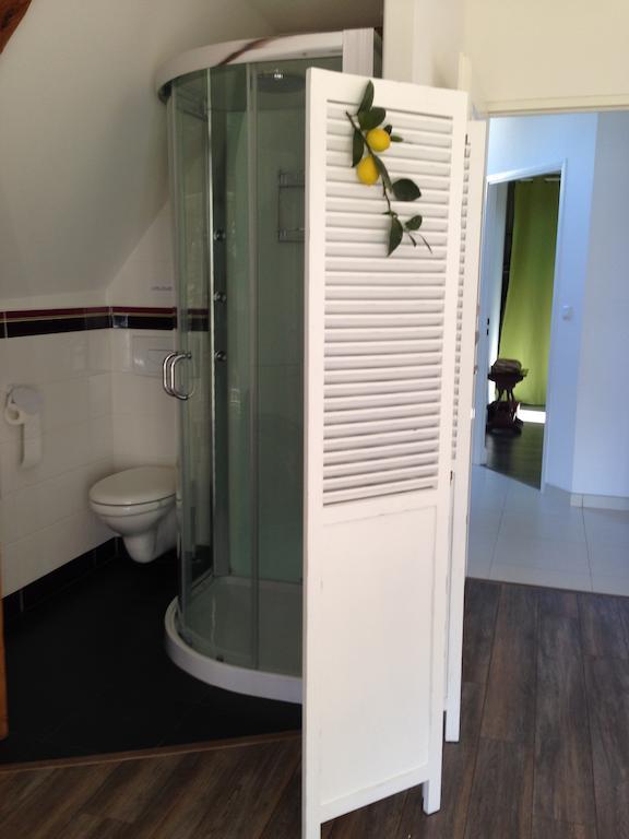 Bed and Breakfast Les Camelias Lalinde Экстерьер фото
