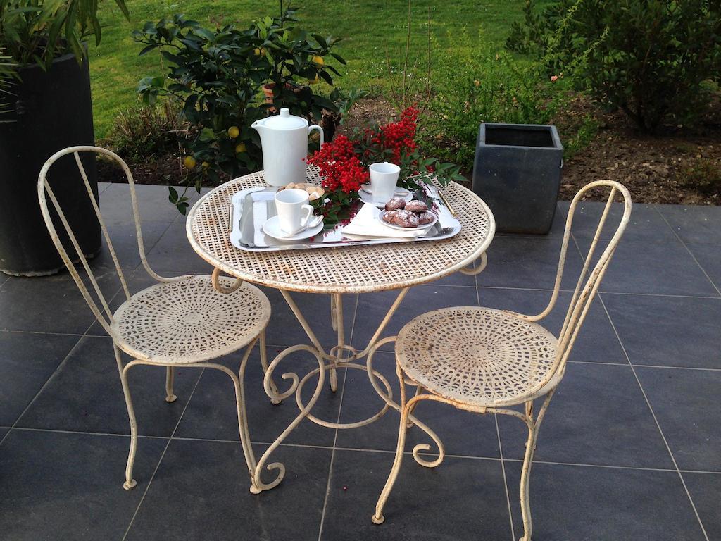 Bed and Breakfast Les Camelias Lalinde Экстерьер фото