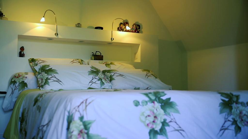 Bed and Breakfast Les Camelias Lalinde Экстерьер фото