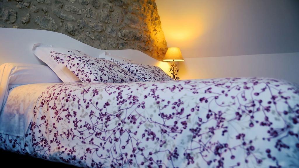 Bed and Breakfast Les Camelias Lalinde Экстерьер фото