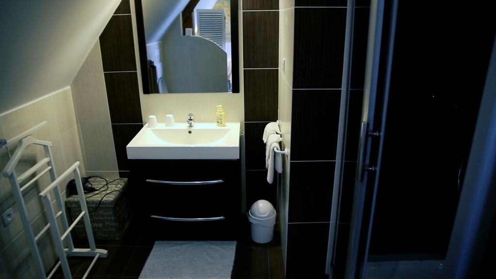 Bed and Breakfast Les Camelias Lalinde Экстерьер фото